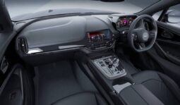 
										Aston Martin DBX S full									