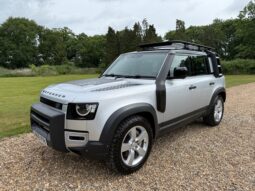 
										Land Rover Model: Defender 110 S P400 MHEV full									