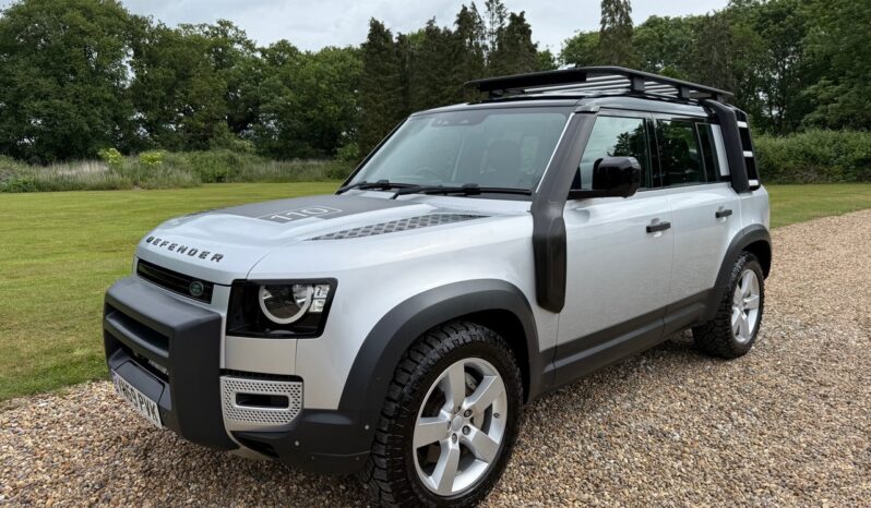 
								Land Rover Model: Defender 110 S P400 MHEV full									