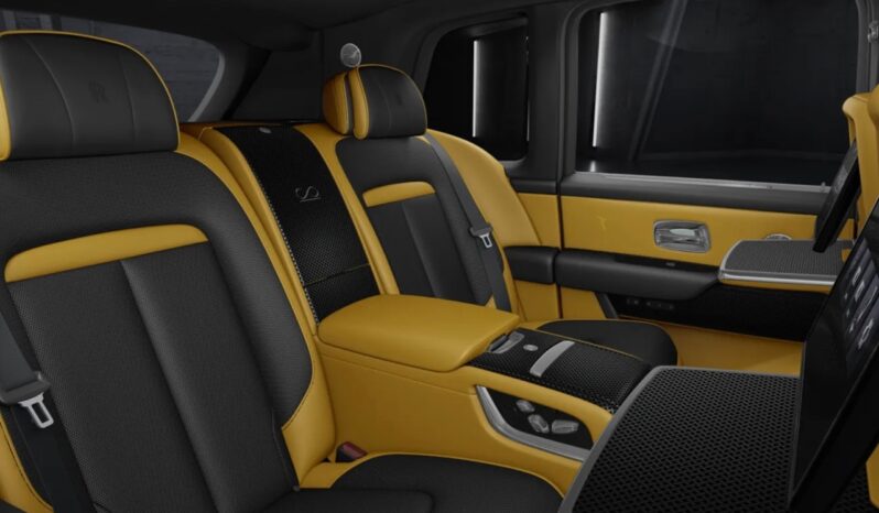 
								New Rolls Royce Cullinan Series II full									